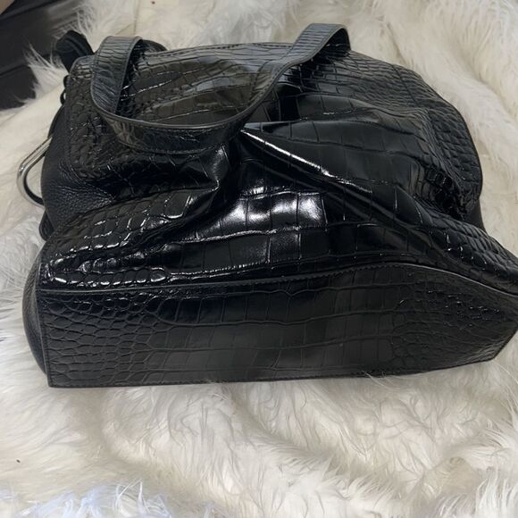Vince Camuto black  Croc Embossed Leather handbag - Picture 5 of 9